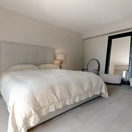 Вілла Chic With Private Pool And Daily Housekeeping *