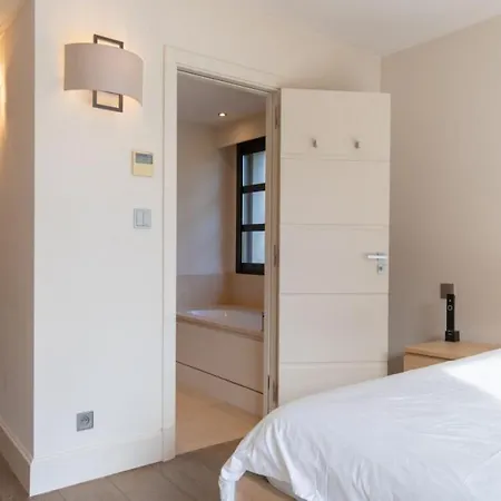 Chic With Private Pool And Daily Housekeeping * Антіб